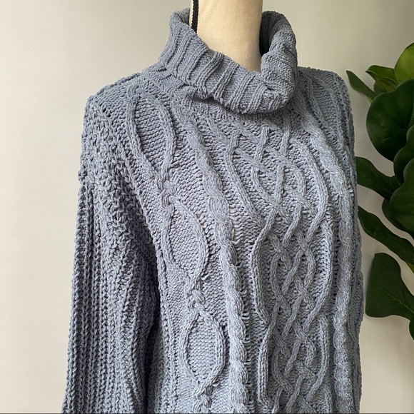 Last Chance! 1 left- Cozy Cable Knit Sweater - Blue Stone - Picture 4 of 7